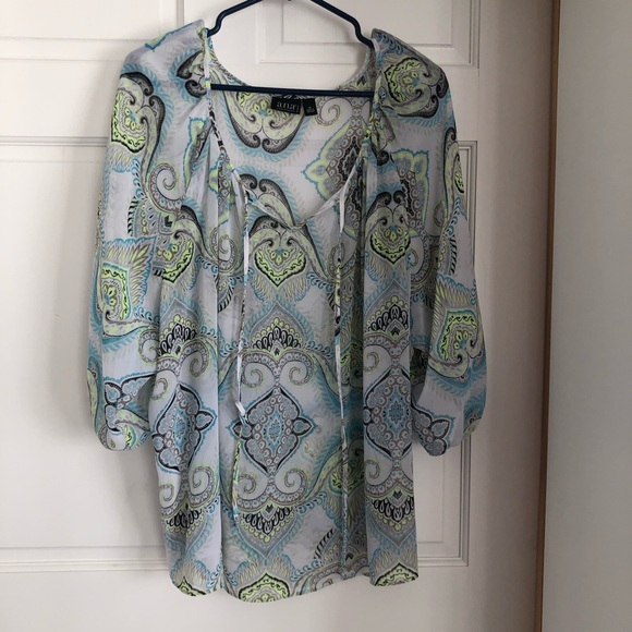 Lightweight Paisley Blouse with Billowy Sleeves - Picture 1 of 6